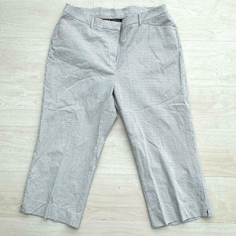 Jones New York Seersucker Pants Womens 16W Blue‎ White Striped Cropped Stretch
